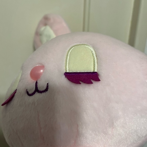 Brand new stuffed rabbit - Picture 2 of 3